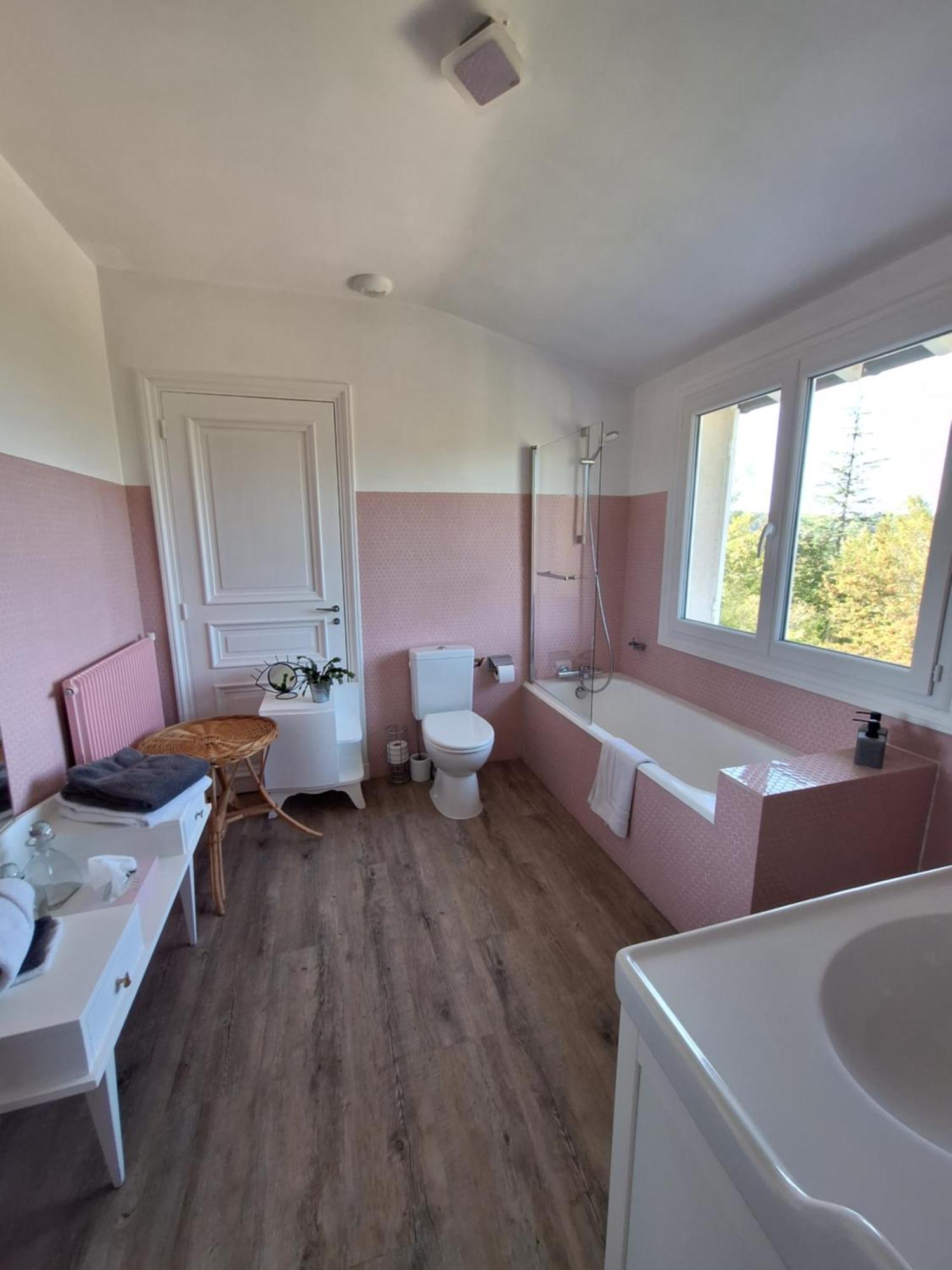 Chambres D'Hotes Le Relais Globe Trotteur Montaigu  Exterior photo
